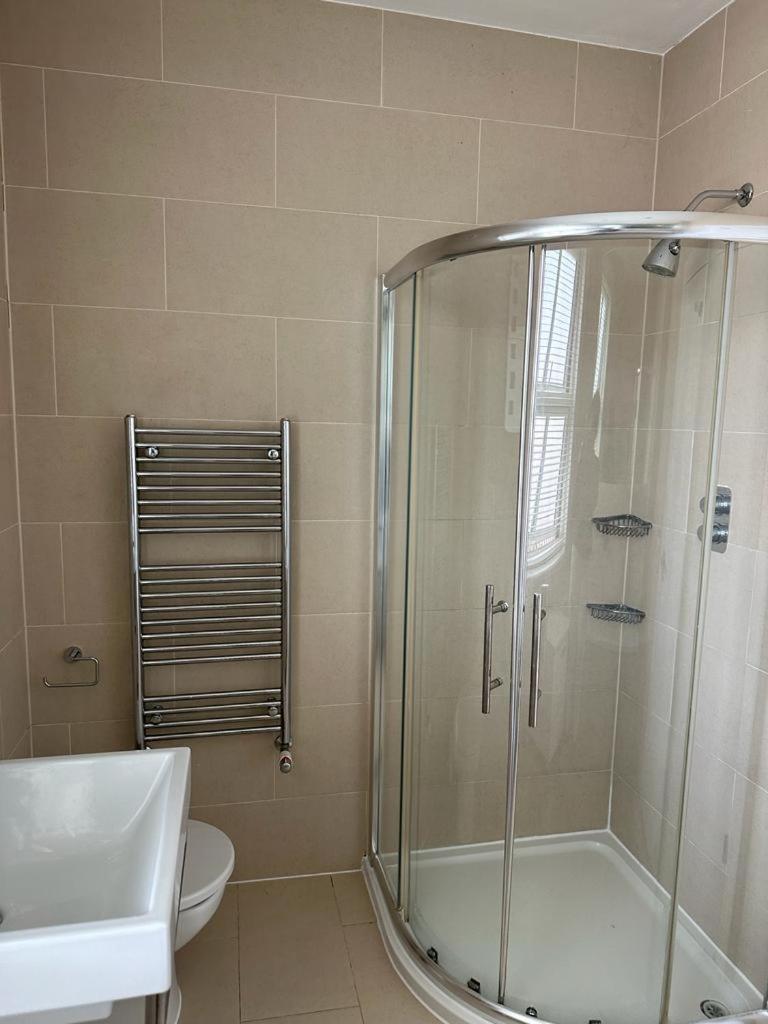 Spacious City London Apartments London Eye, Westminster, Big Ben, Vauxhall Station المظهر الخارجي الصورة