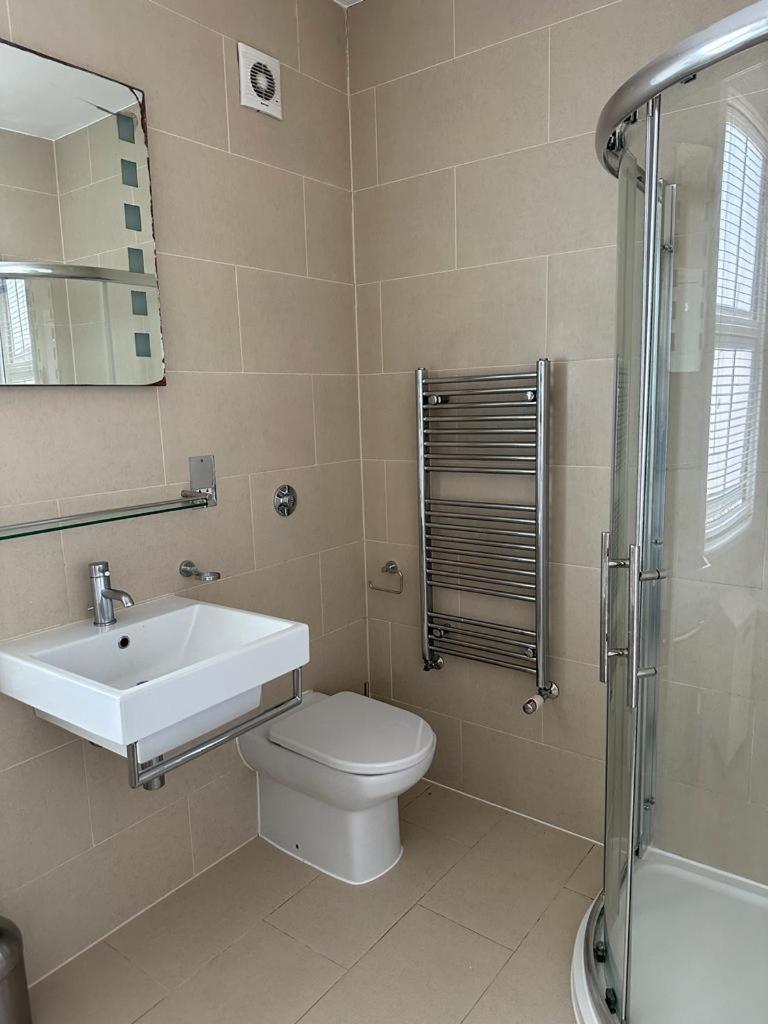 Spacious City London Apartments London Eye, Westminster, Big Ben, Vauxhall Station المظهر الخارجي الصورة