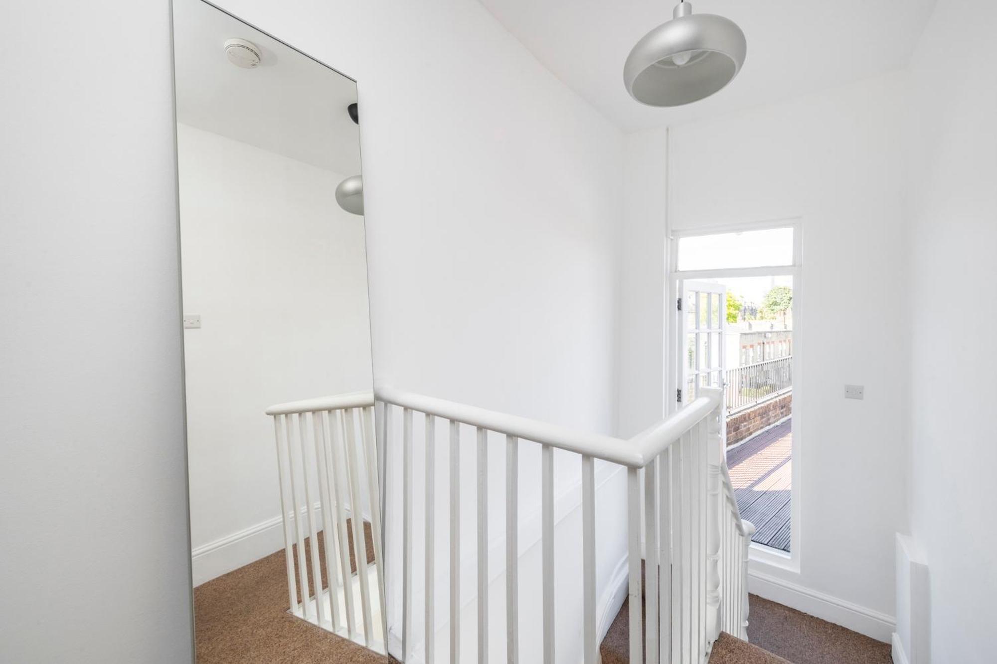Spacious City London Apartments London Eye, Westminster, Big Ben, Vauxhall Station المظهر الخارجي الصورة