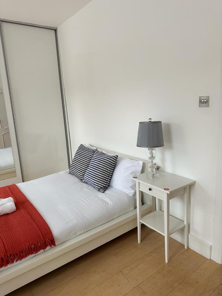 Spacious City London Apartments London Eye, Westminster, Big Ben, Vauxhall Station المظهر الخارجي الصورة