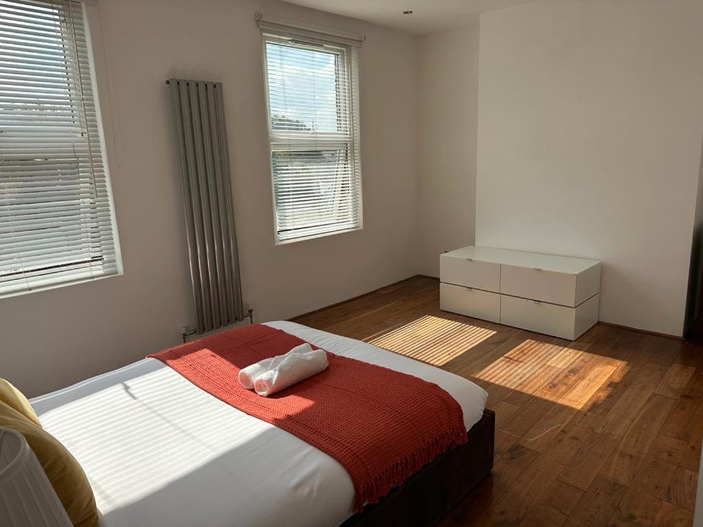 Spacious City London Apartments London Eye, Westminster, Big Ben, Vauxhall Station المظهر الخارجي الصورة