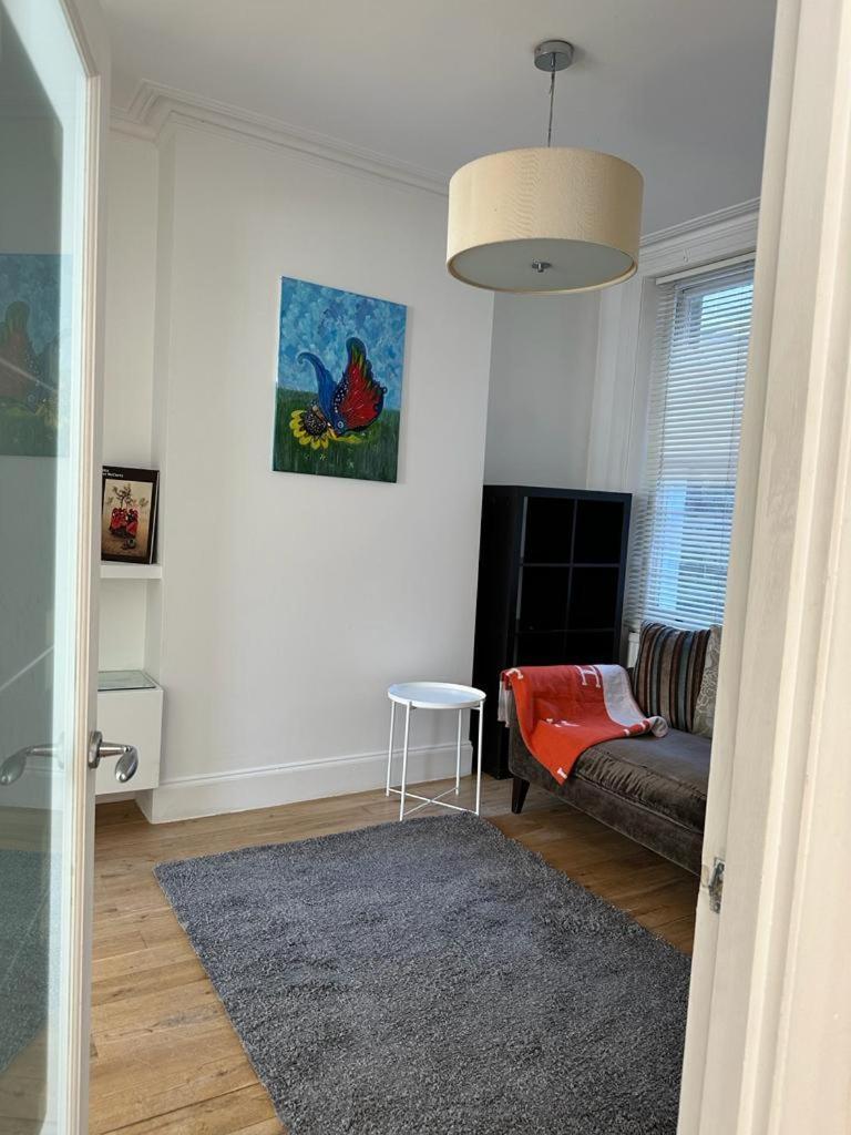 Spacious City London Apartments London Eye, Westminster, Big Ben, Vauxhall Station المظهر الخارجي الصورة